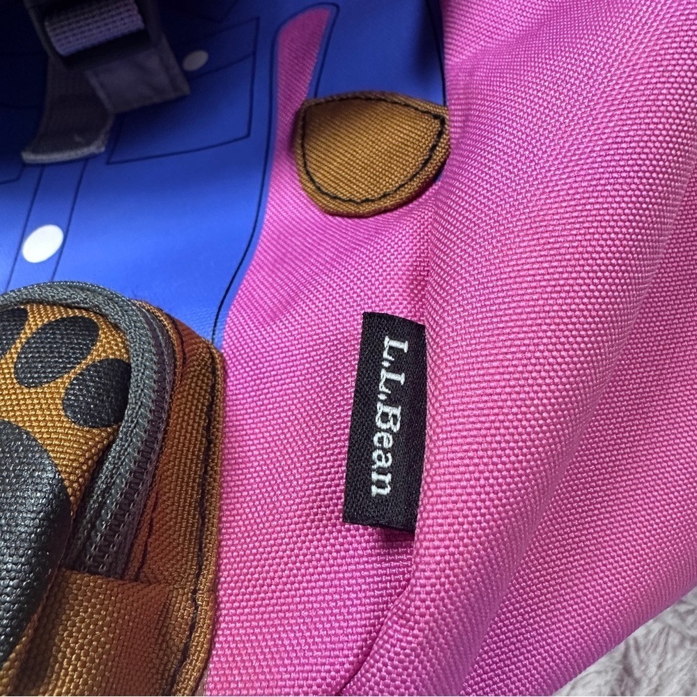 LL Bean Teddy Bear Backpack pink & blue, super cute! kids, zipper pockets - Picture 2 of 9